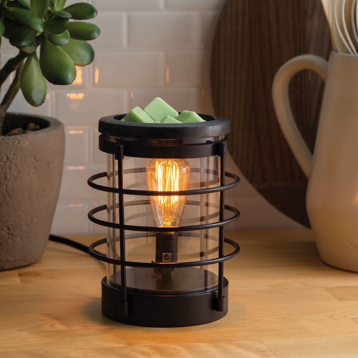 Coastal Vintage Bulb Illumination Wax Warmer