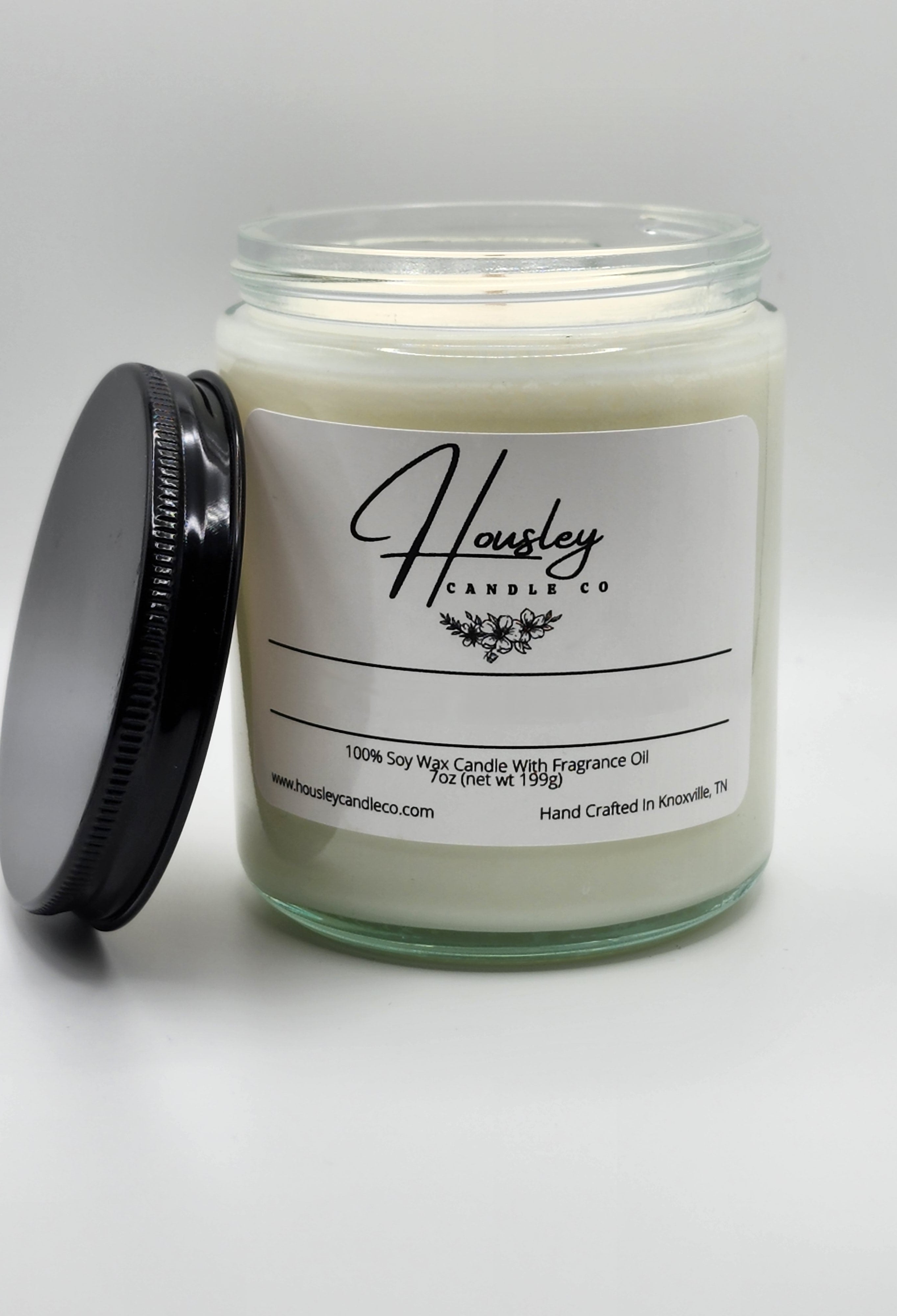 Toasted Marshmallow Soy Wax Candle Scent: Ozone, Marshmallow, Smoke 
